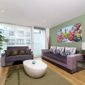 Cobalt Point, South Quay Apartamento