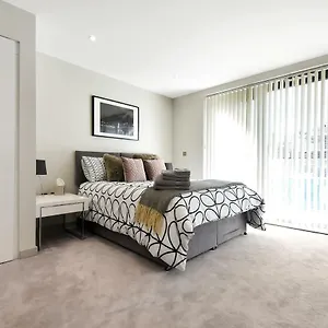 Esquire Ealing Apartment London