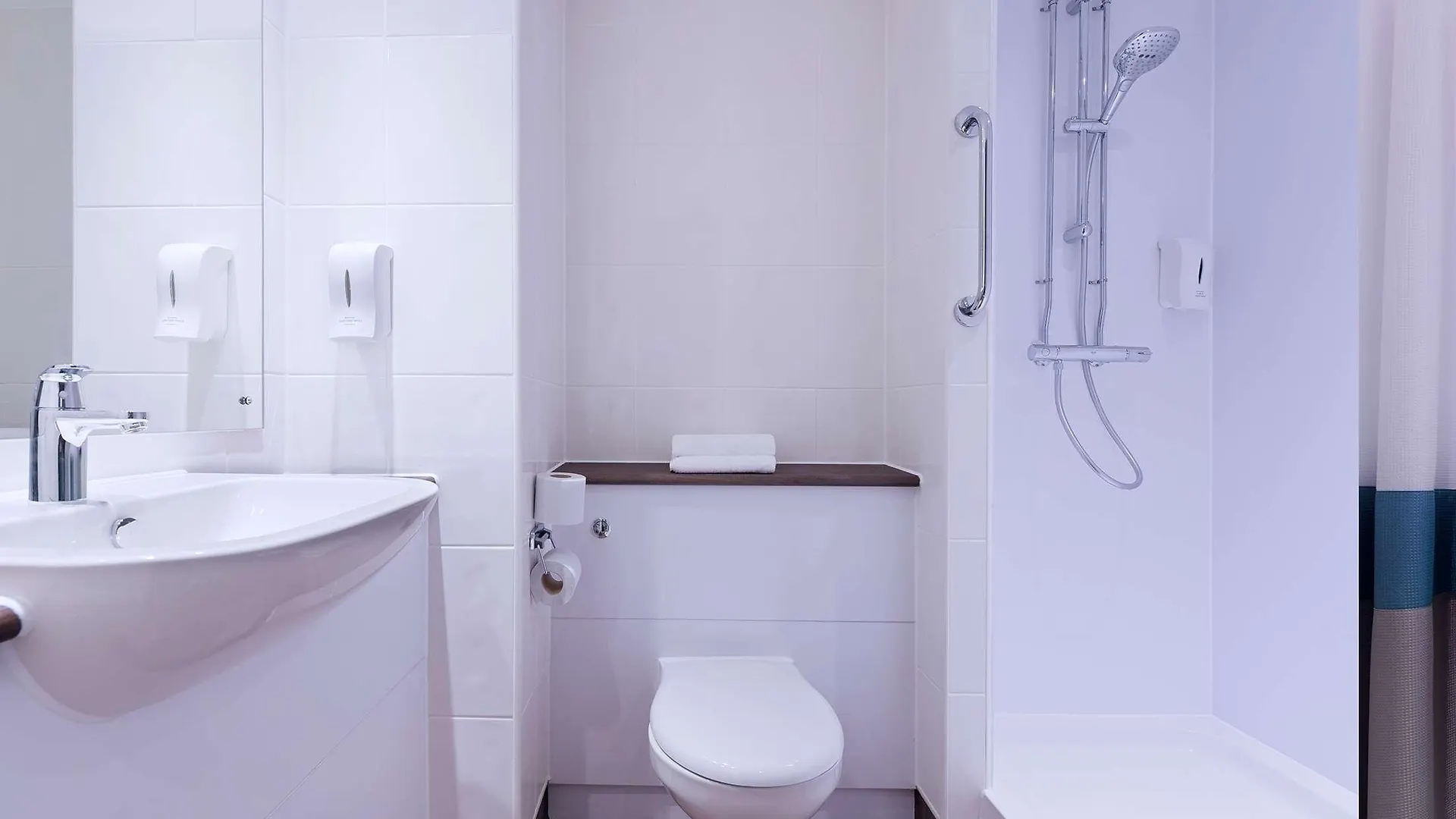 Travelodge London Central City Road