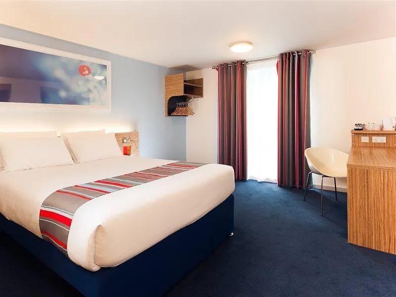 Travelodge London Central City Road