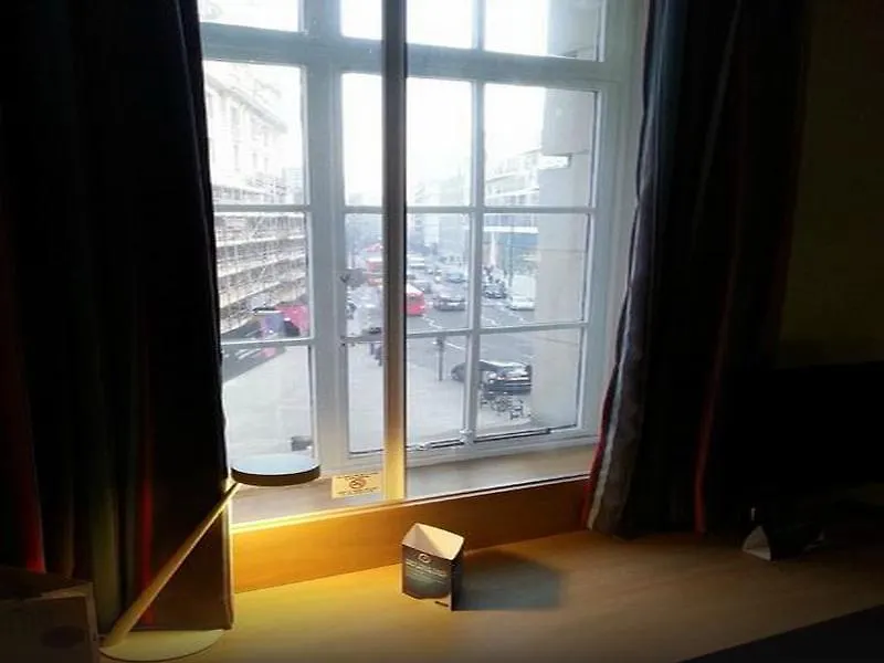 Travelodge London Central City Road