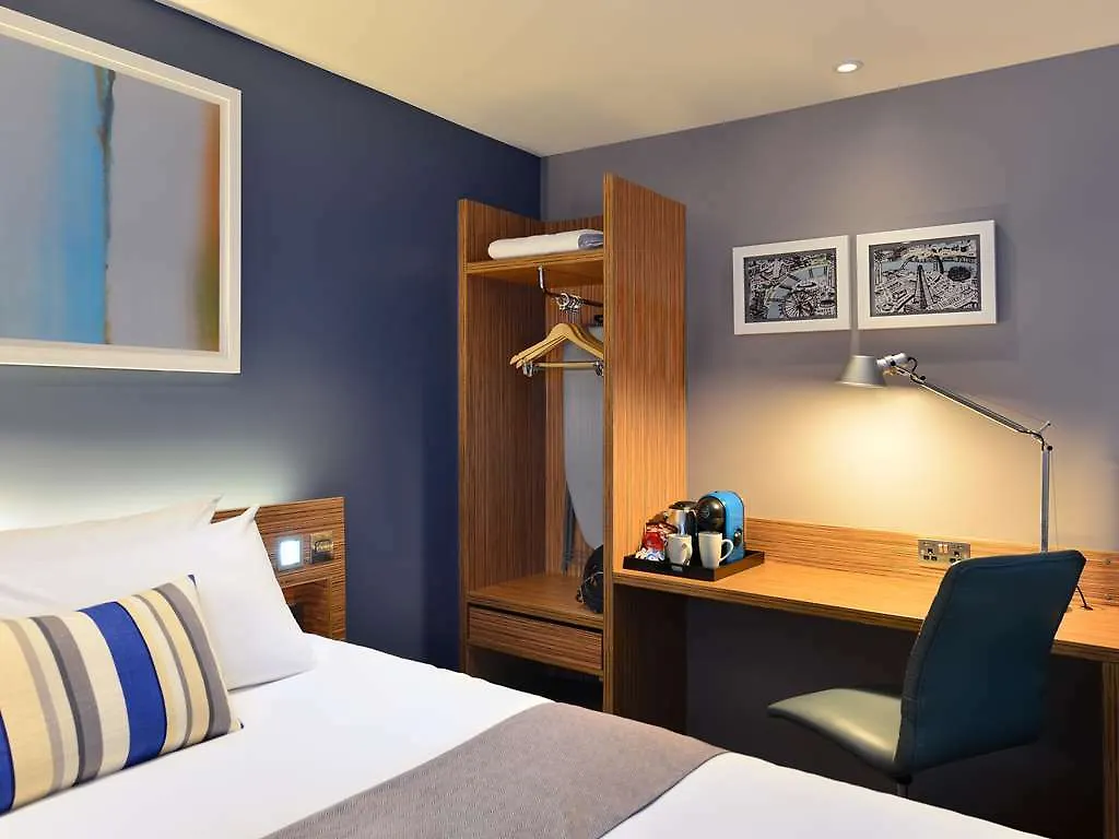 Hotel Travelodge London Central City Road